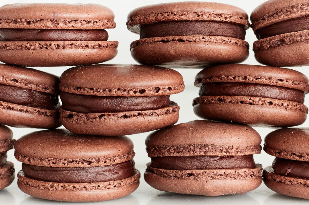 Reading the quiet signals of shine snap and flow in tempered chocolate